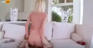 iclik Istriku Ketagihan Berselingkuh Sama Bujang