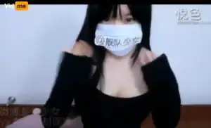 video iclik abg tocil cantik wiwik di kamar mandi hotel